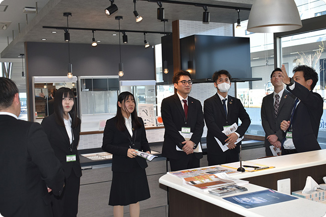 ショールーム見学